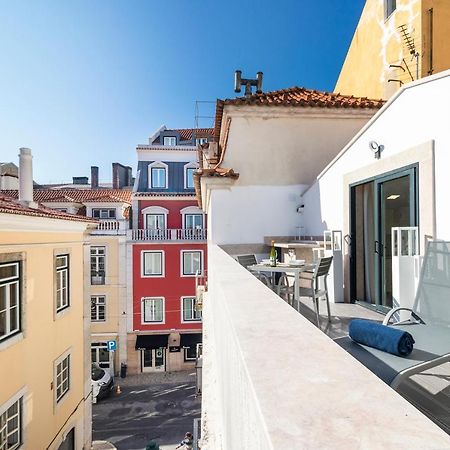 Perfect 1 Bed In Chiado With Terrace And Aircon Lägenhet Lisboa Exteriör bild